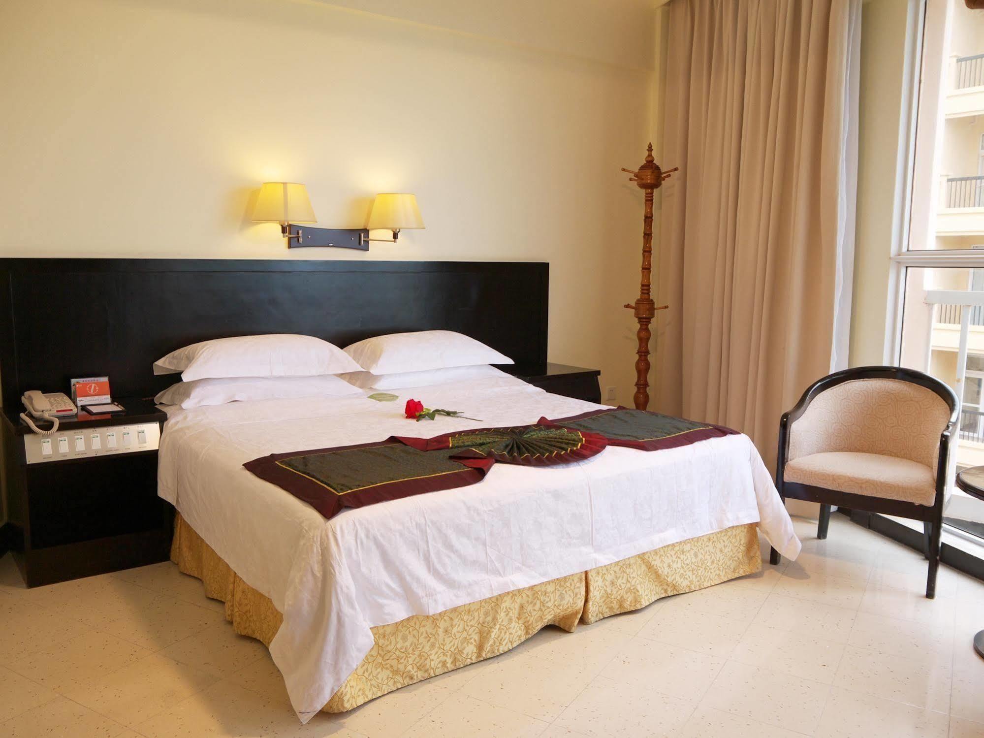 Sanya Jingwei Hotel - 三亚 外观 照片